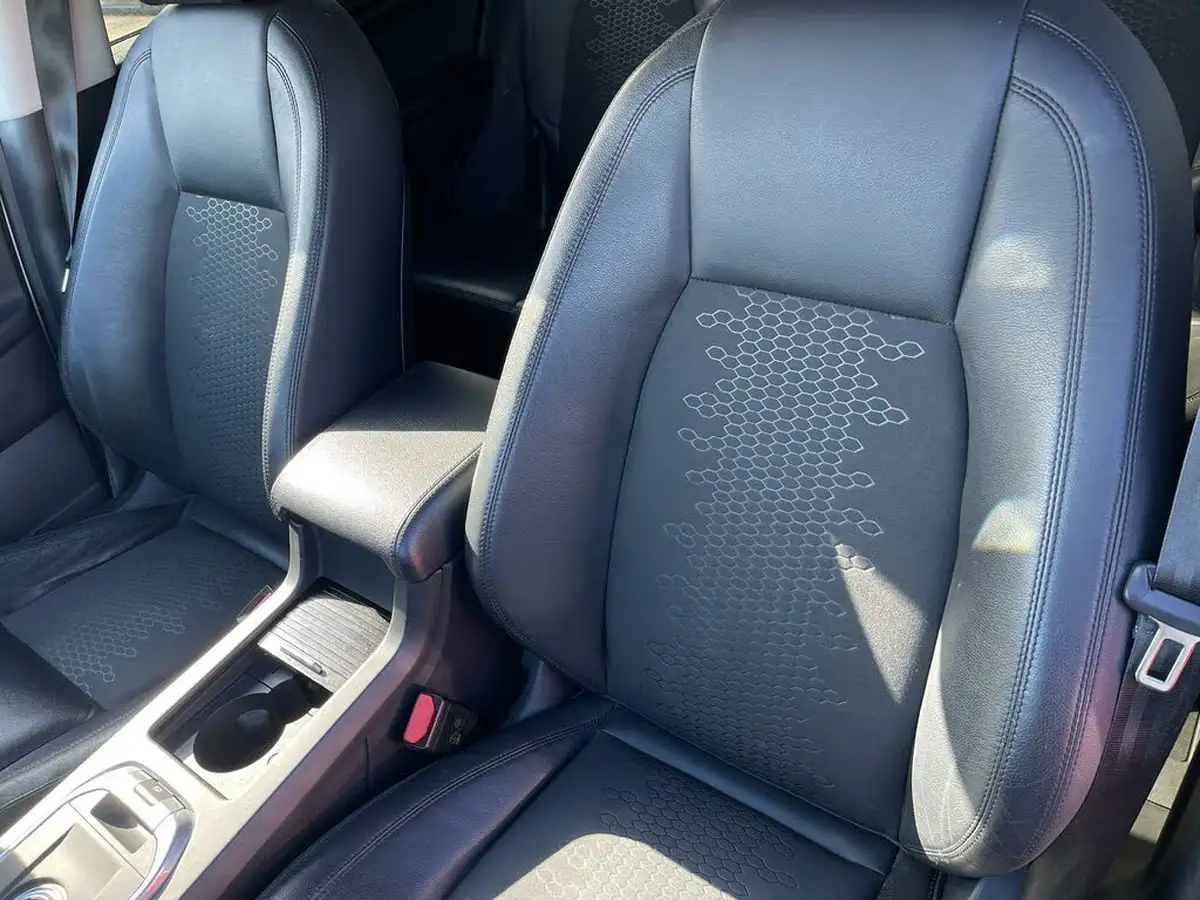 2017-land-rover-discovery-sport-20td4-se-tech-180ps-station-wagon-auto-big-43