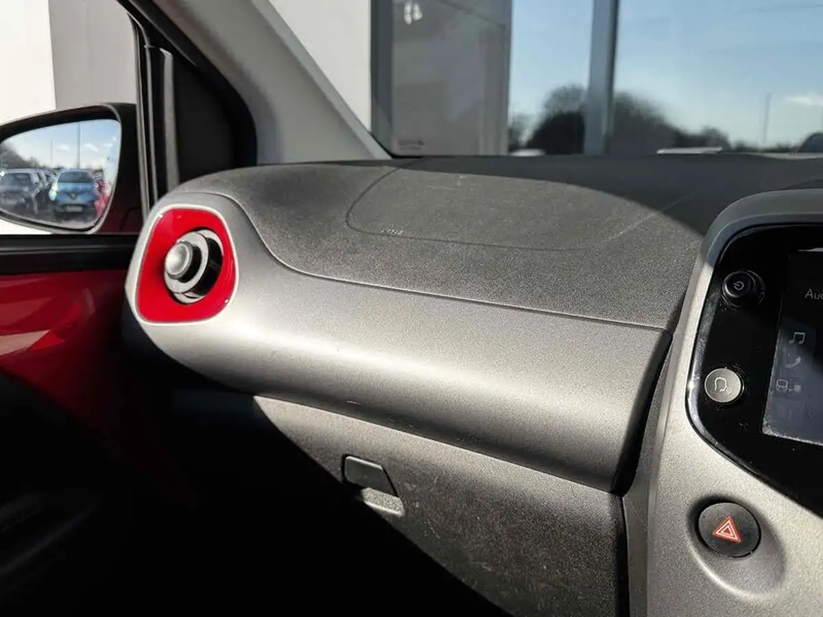 2021-toyota-aygo-10-vvt-i-x-play-tss-big-27