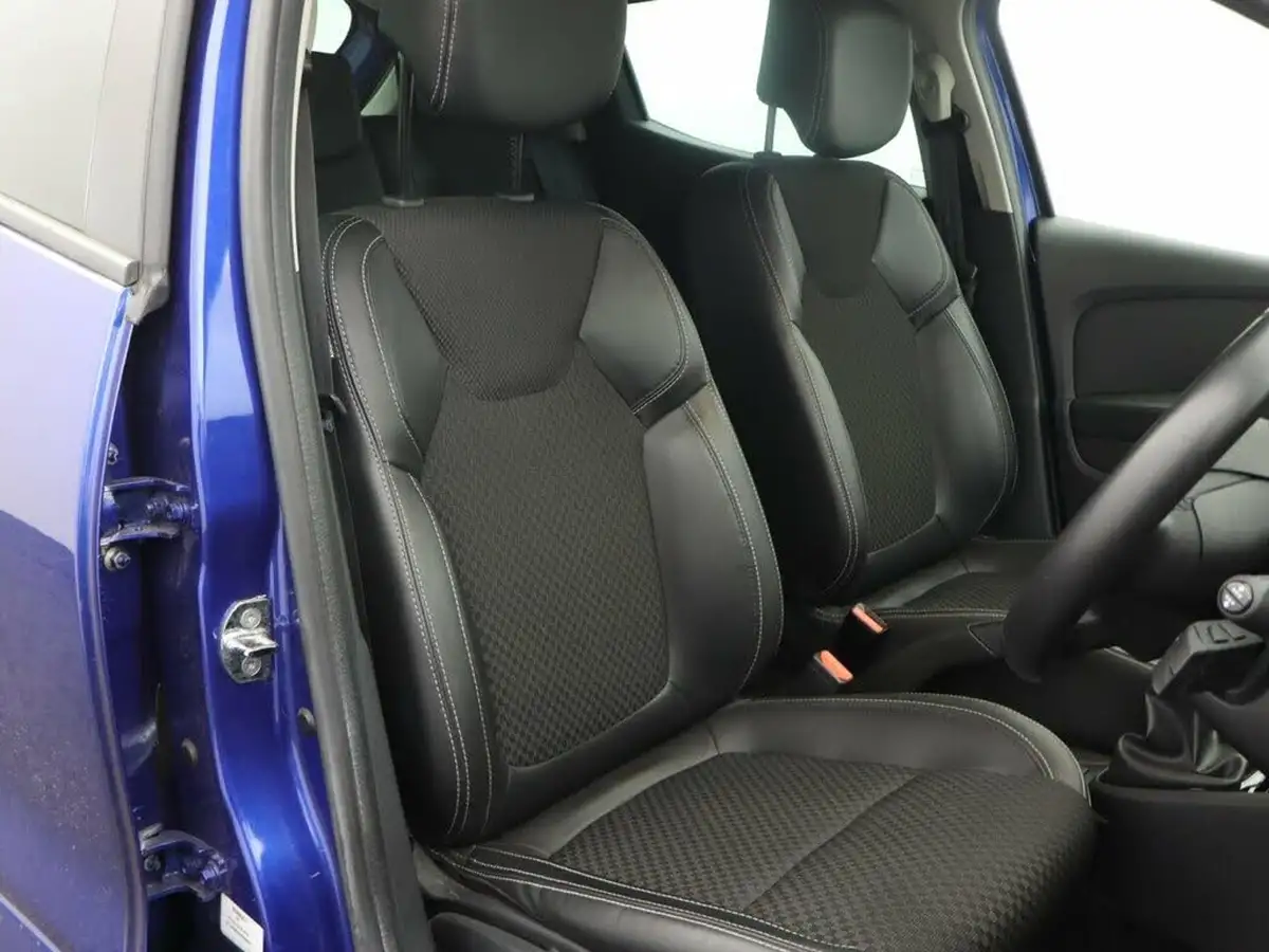 2019-renault-clio-09-tce-gt-line-big-14