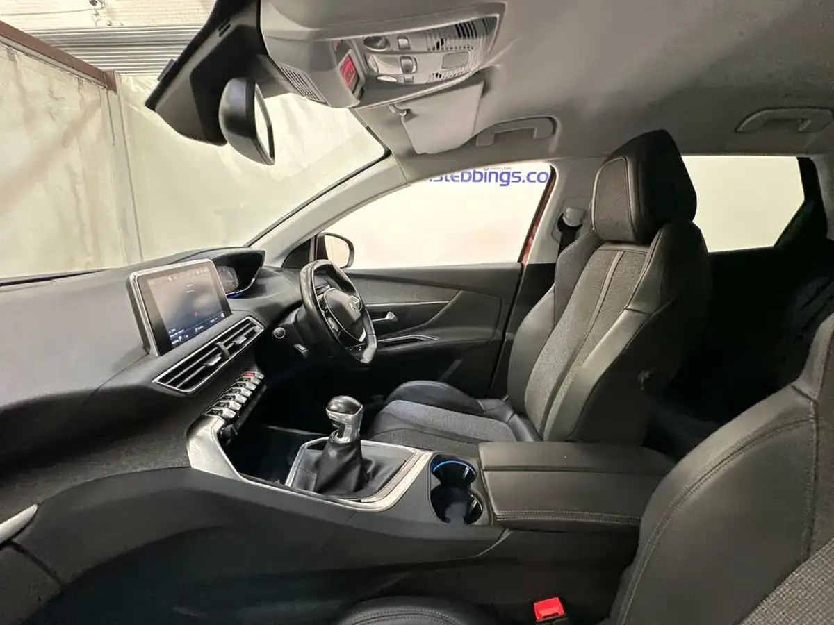 2020-peugeot-3008-suv-15-bluehdi-allure-big-27