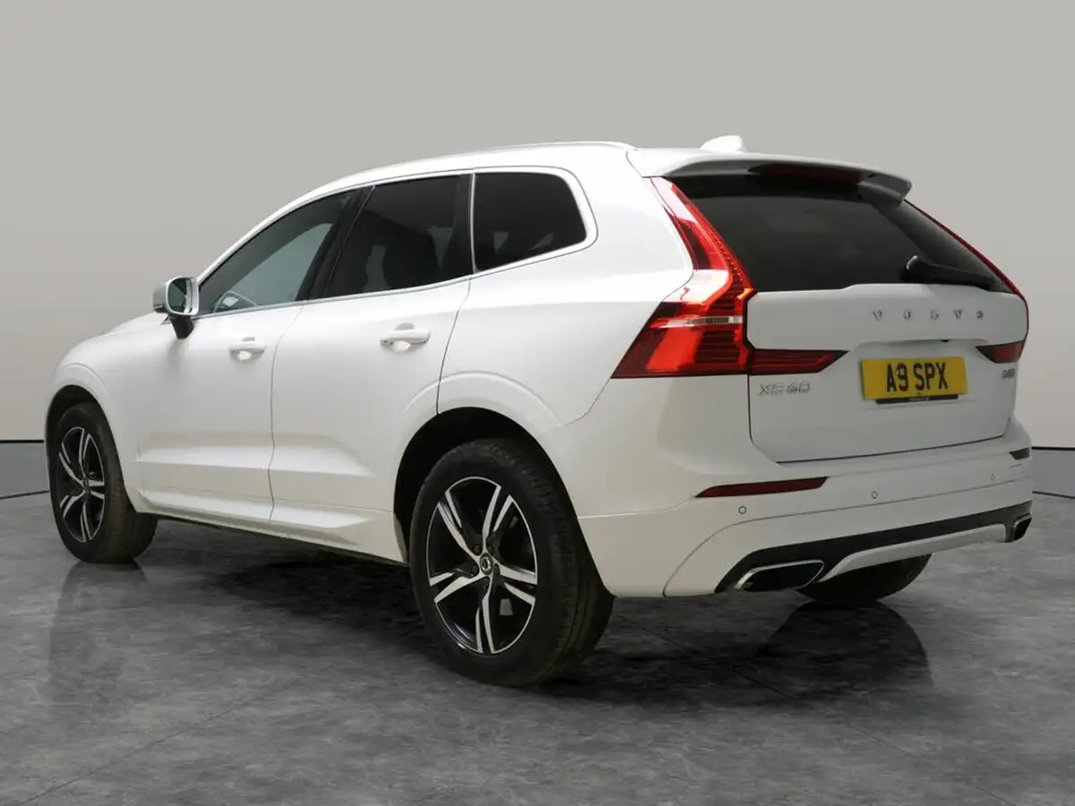 2018-volvo-xc60-20td-d4-r-design-4x4-geartronic-big-9