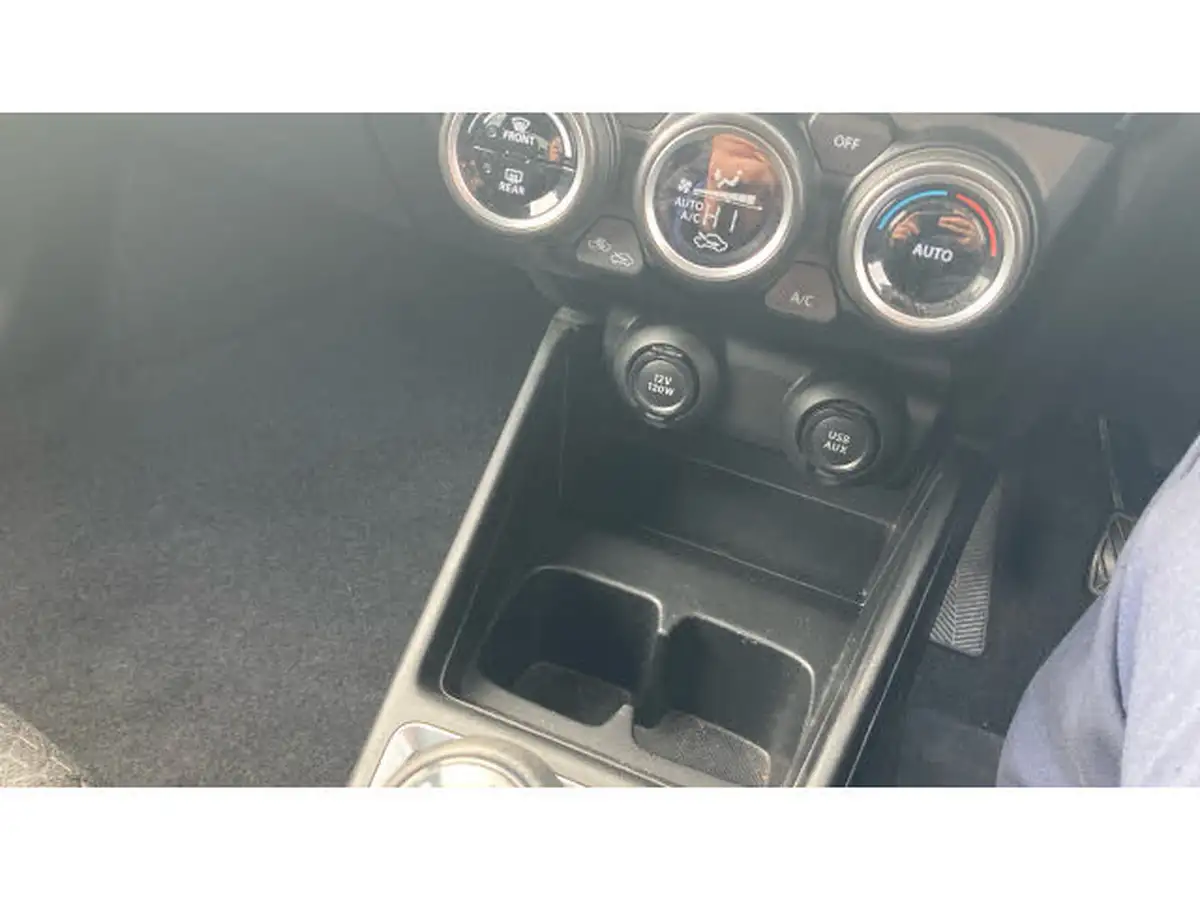 2018-suzuki-swift-10-boosterjet-sz5-111ps-shvs-big-26