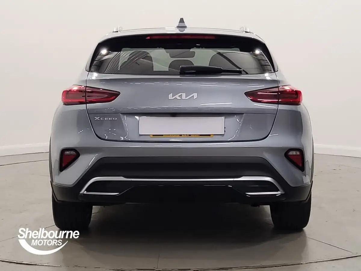 2024-kia-xceed-15-t-gdi-3-dct-big-13