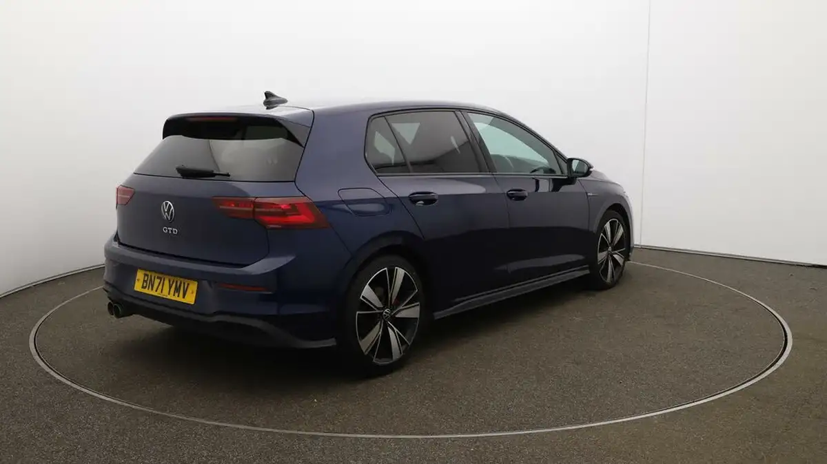 2022-volkswagen-golf-20tdi-gtd-big-7