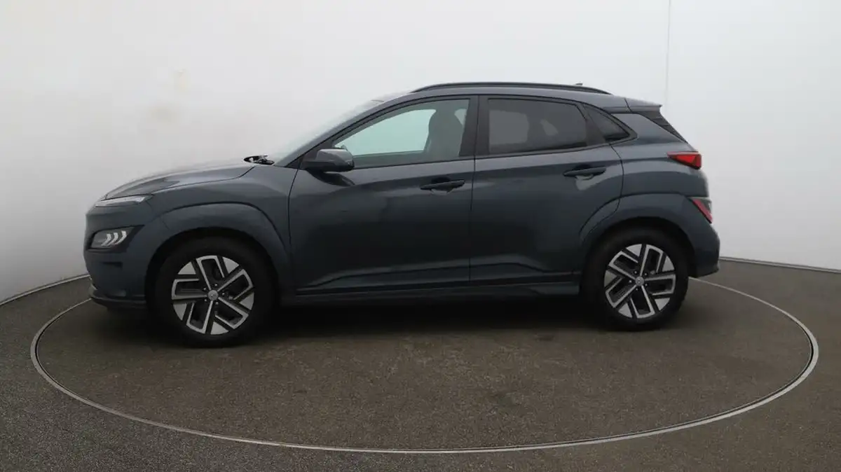 2021-hyundai-kona-e-premium-204ps-64kwh-7kw-obc-big-4