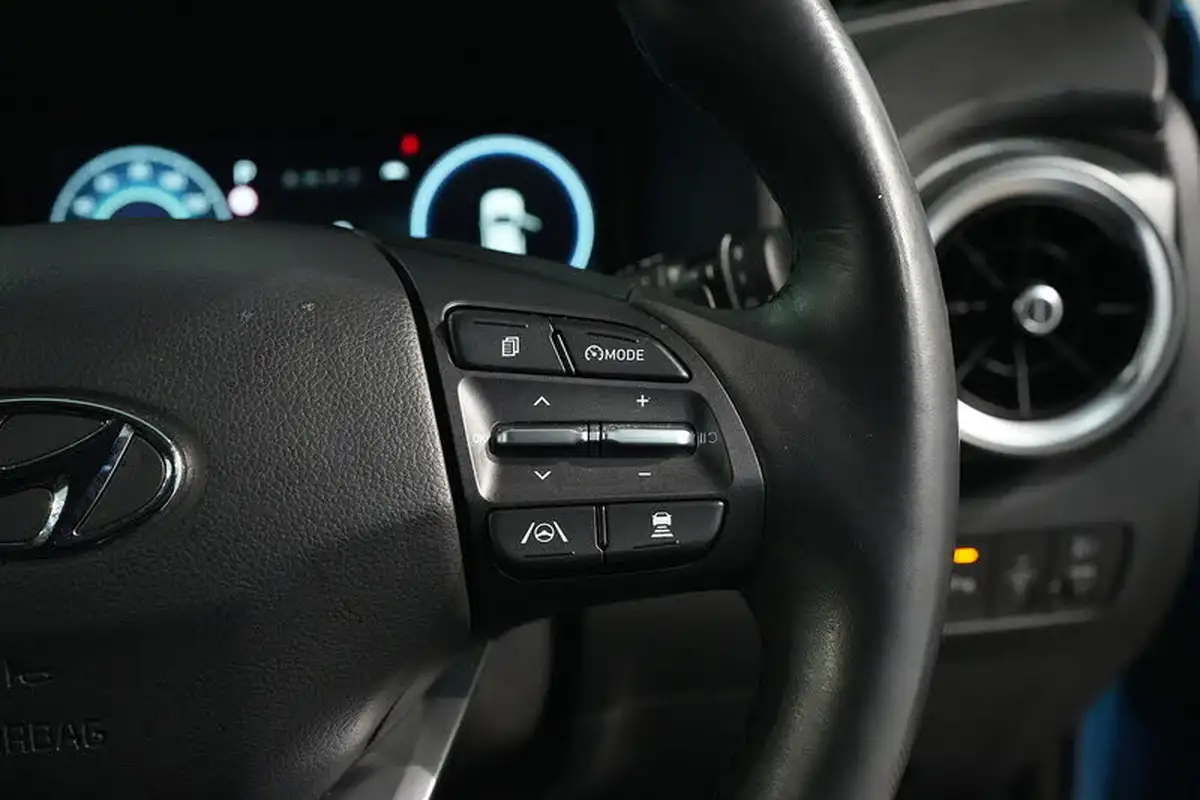 2022-hyundai-kona-e-premium-204ps-64kwh-7kw-obc-big-39