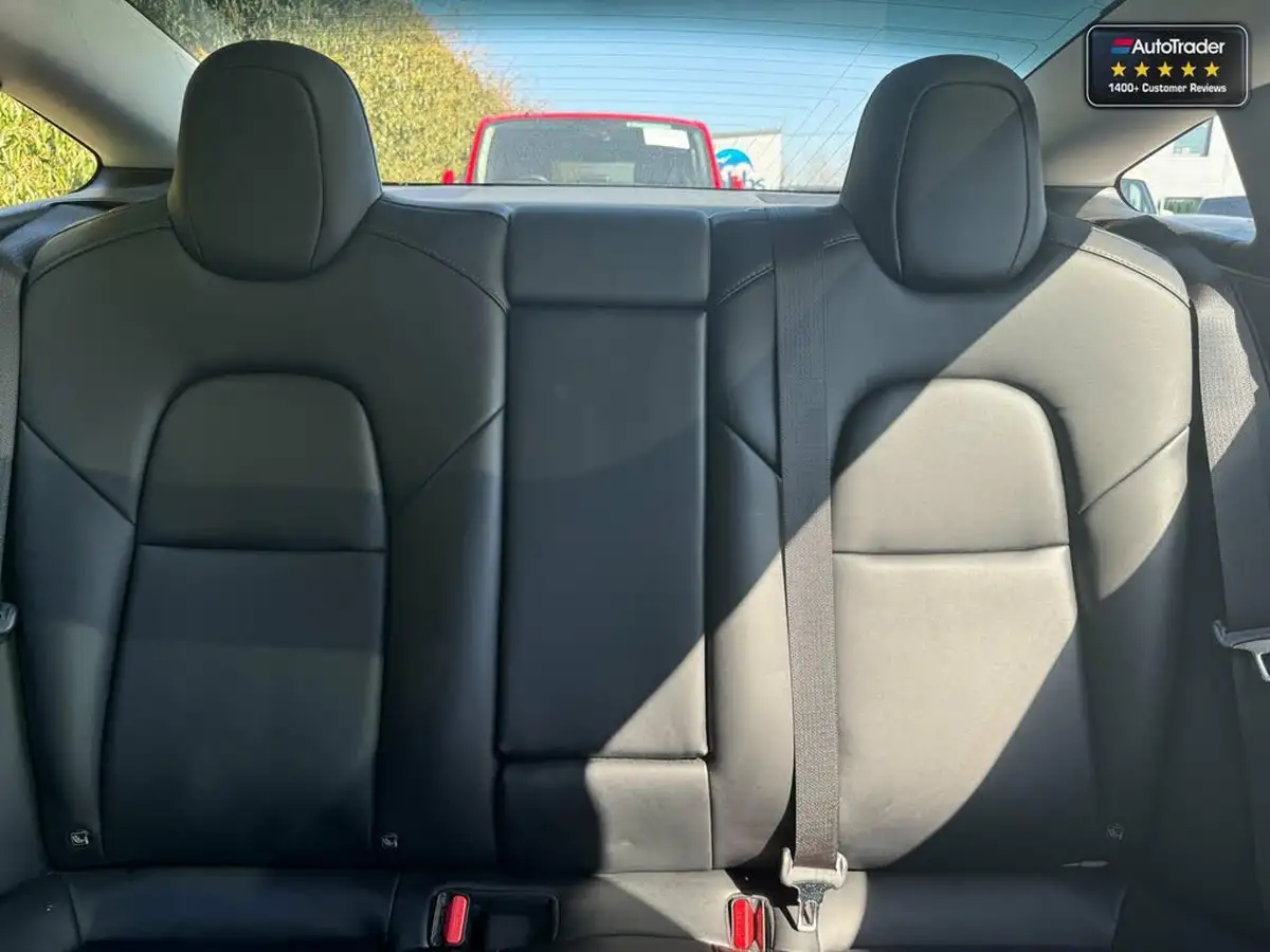 2020-tesla-model-3-e-long-range-big-7