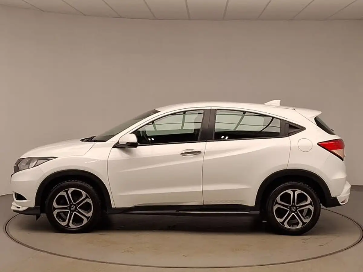 2018-honda-hr-v-16-i-dtec-se-big-3