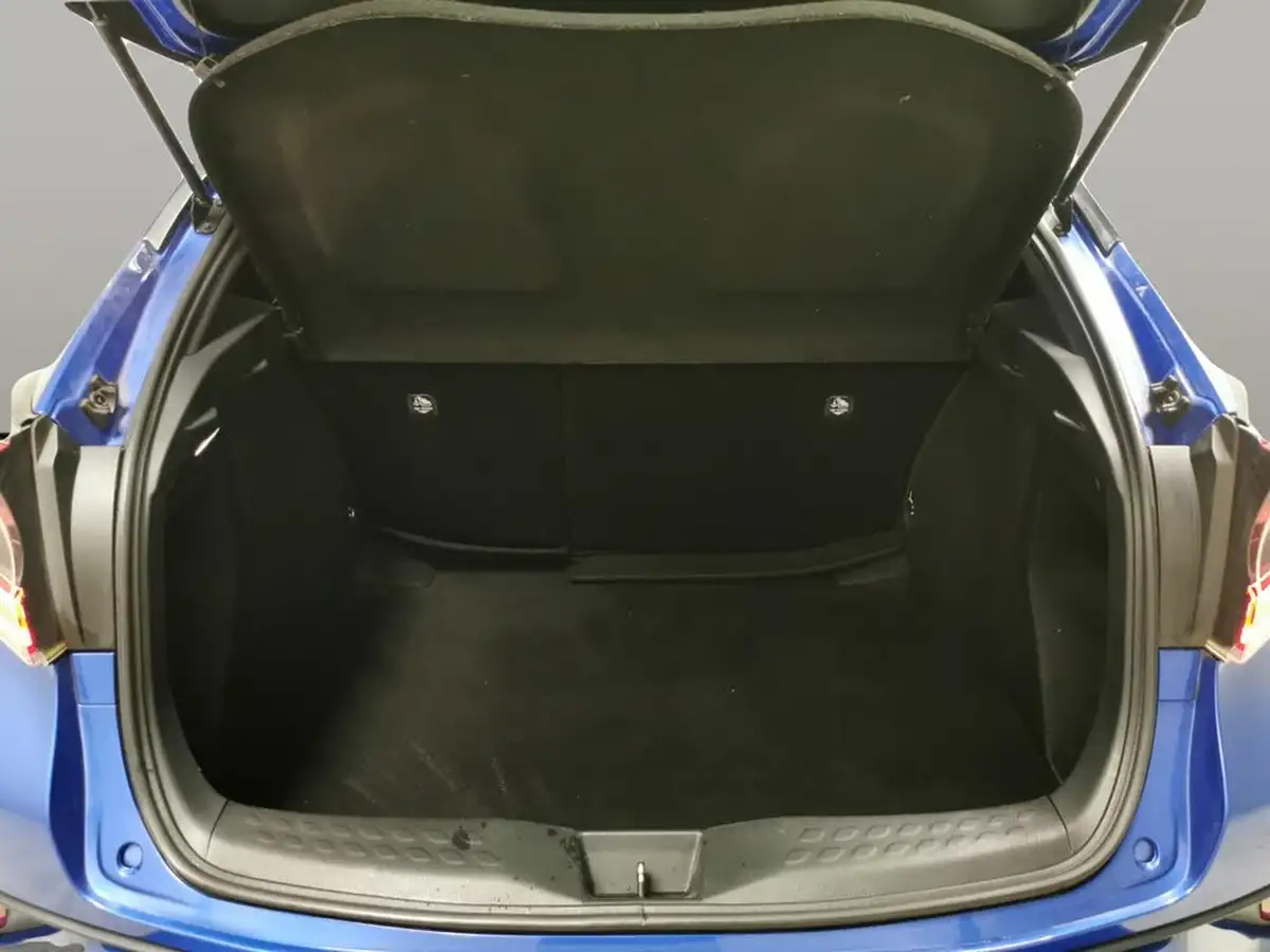 2018-toyota-c-hr-12-dynamic-big-29