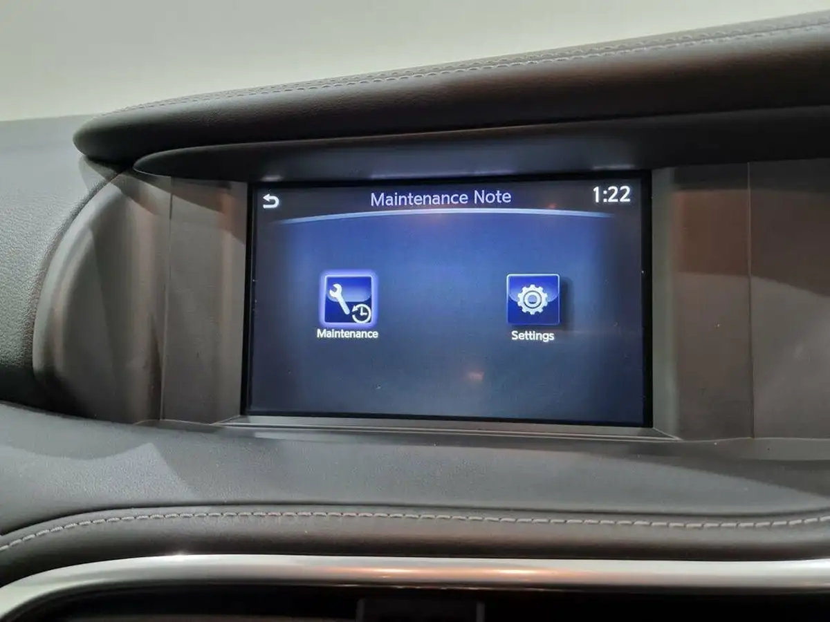 2019-infiniti-q30-22d-sport-big-39