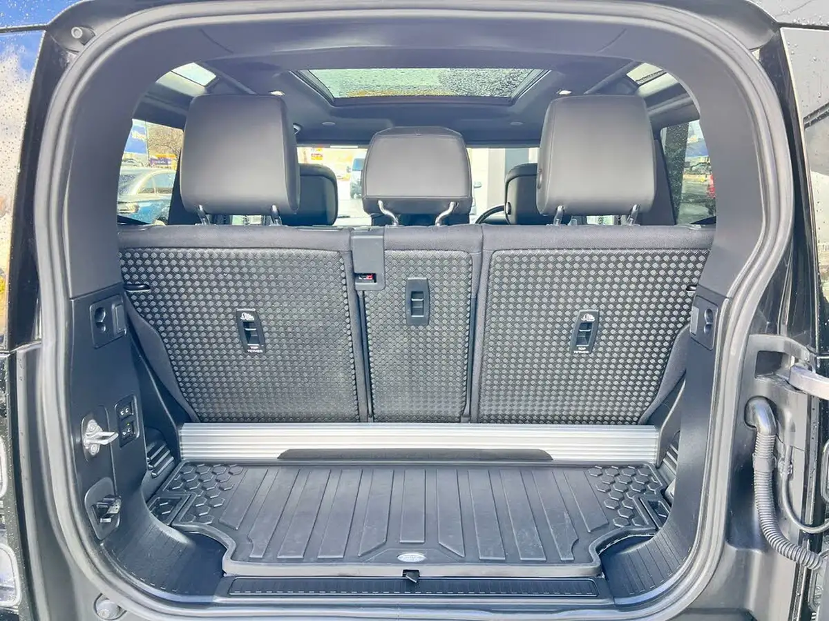 2021-land-rover-90-defender-30-d300-x-big-26