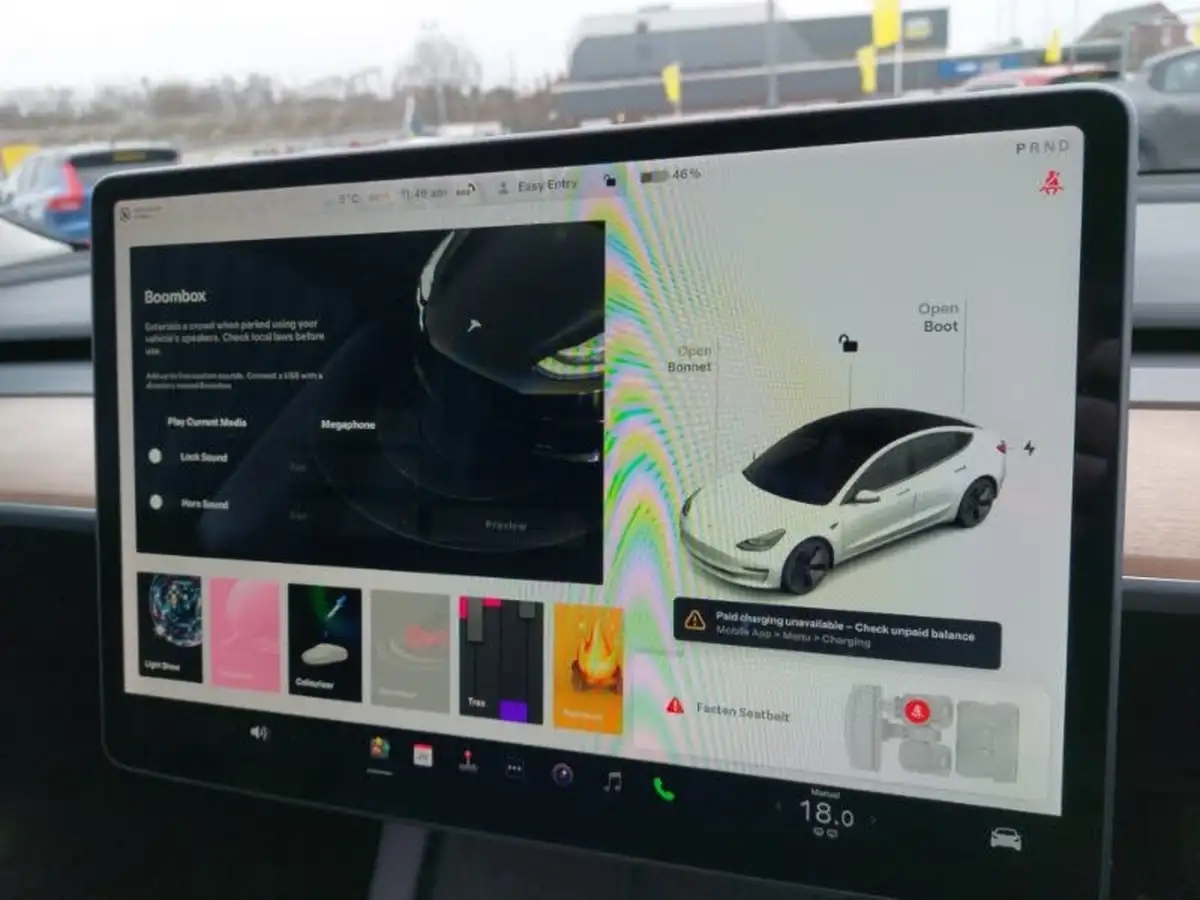 2021-tesla-model-3-e-long-range-awd-big-17