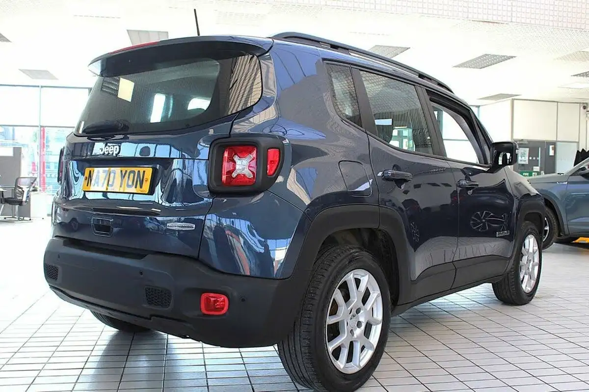 2021-jeep-renegade-10-gse-longitude-big-10