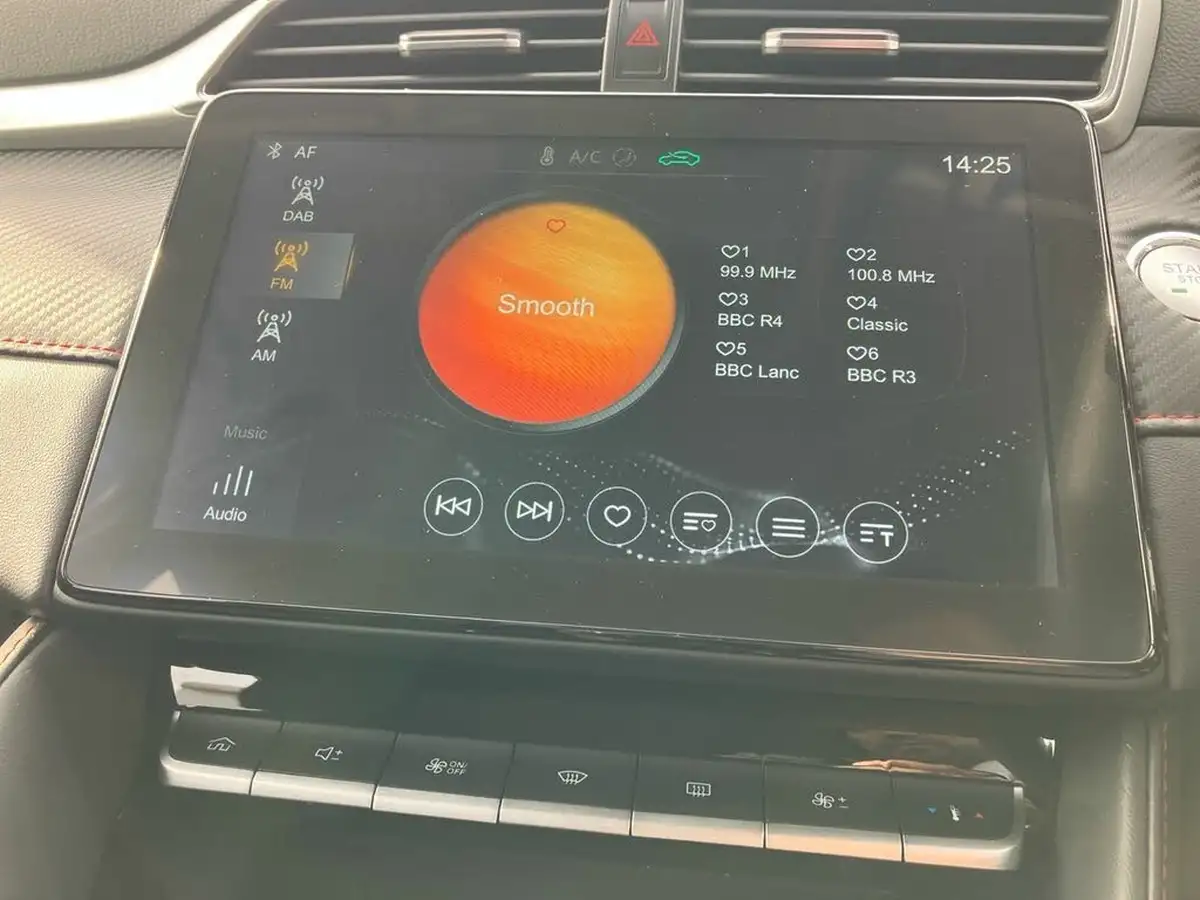 2023-mg-zs-suv-10t-gdi-excite-big-10