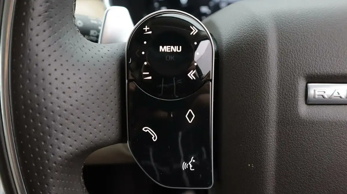 2021-land-rover-range-rover-sport-30-d300-hse-dynamic-big-24