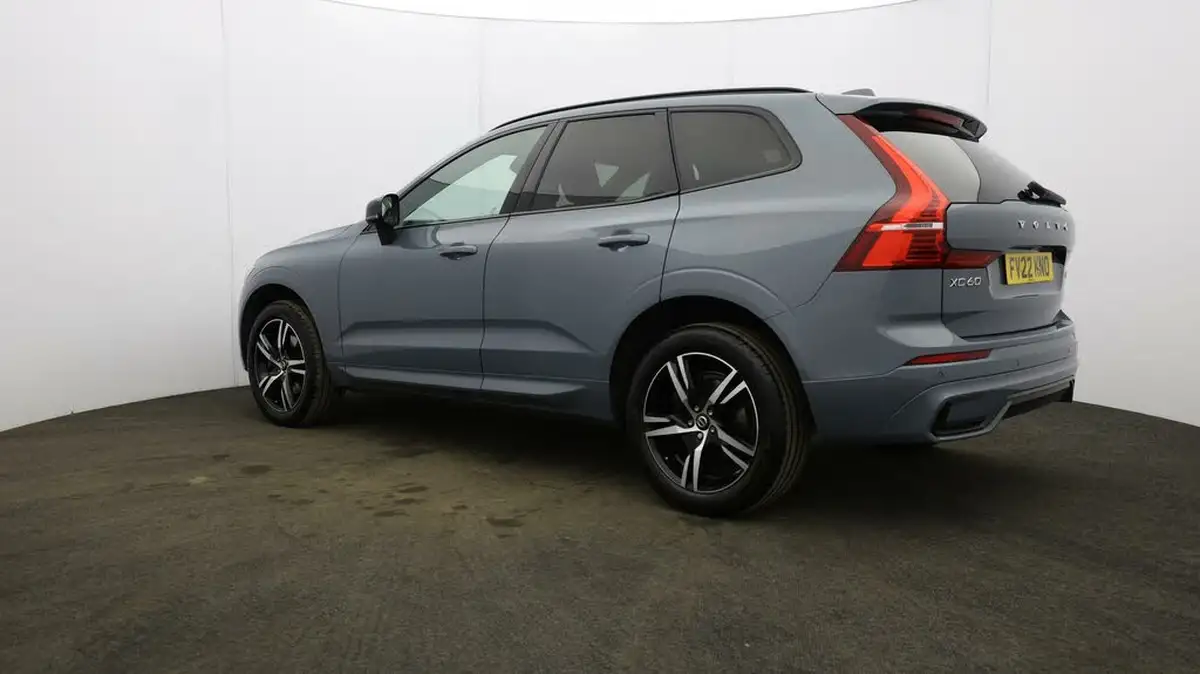 2021-volvo-xc60-20td-b4-r-design-awd-big-4
