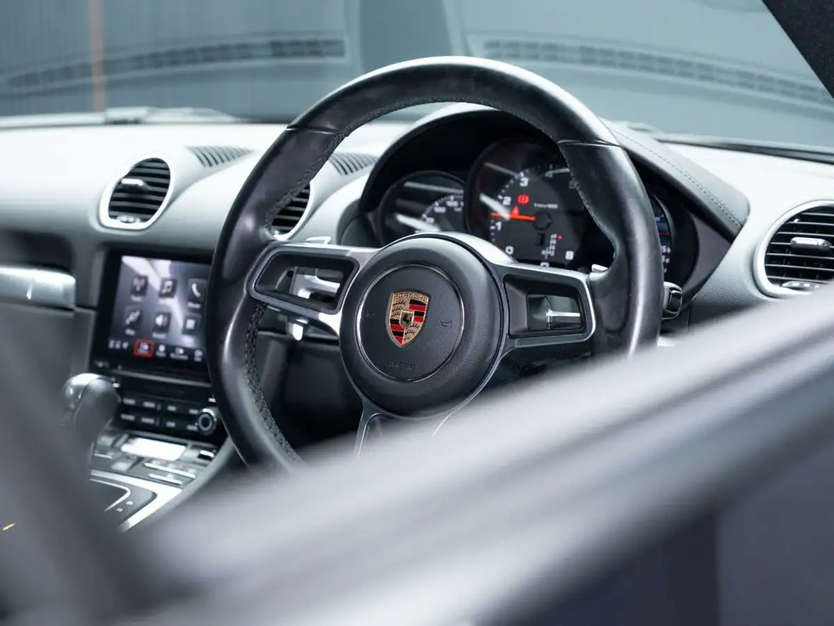2019-porsche-cayman-718-20-cayman-pdk-big-34