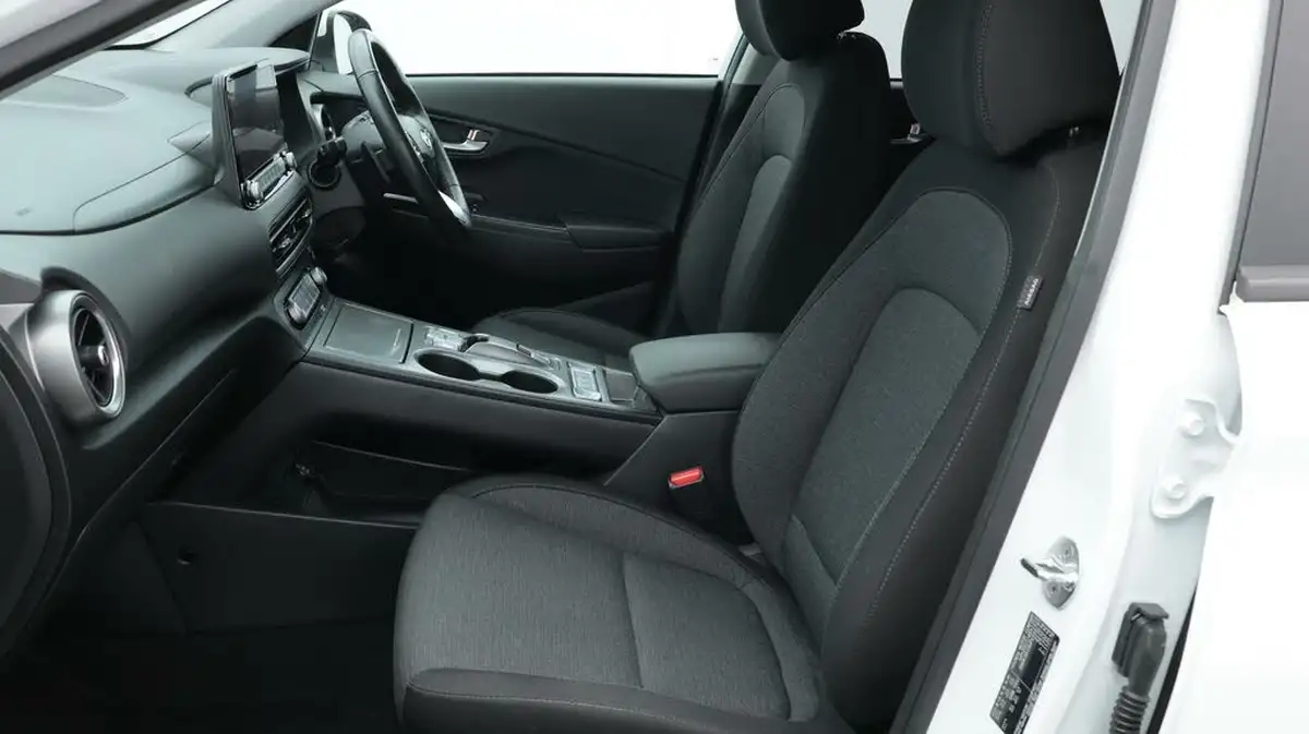 2022-hyundai-kona-e-premium-204ps-64kwh-7kw-obc-big-14