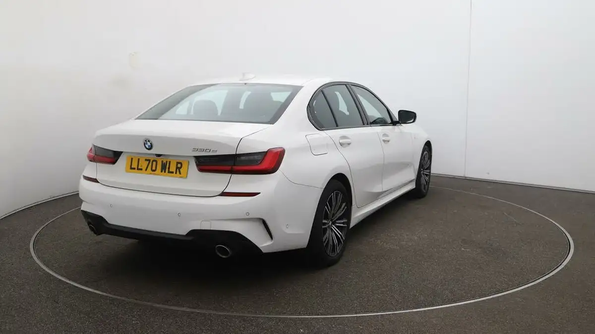 2020-bmw-3-series-20-330e-m-sport-saloon-4d-big-47