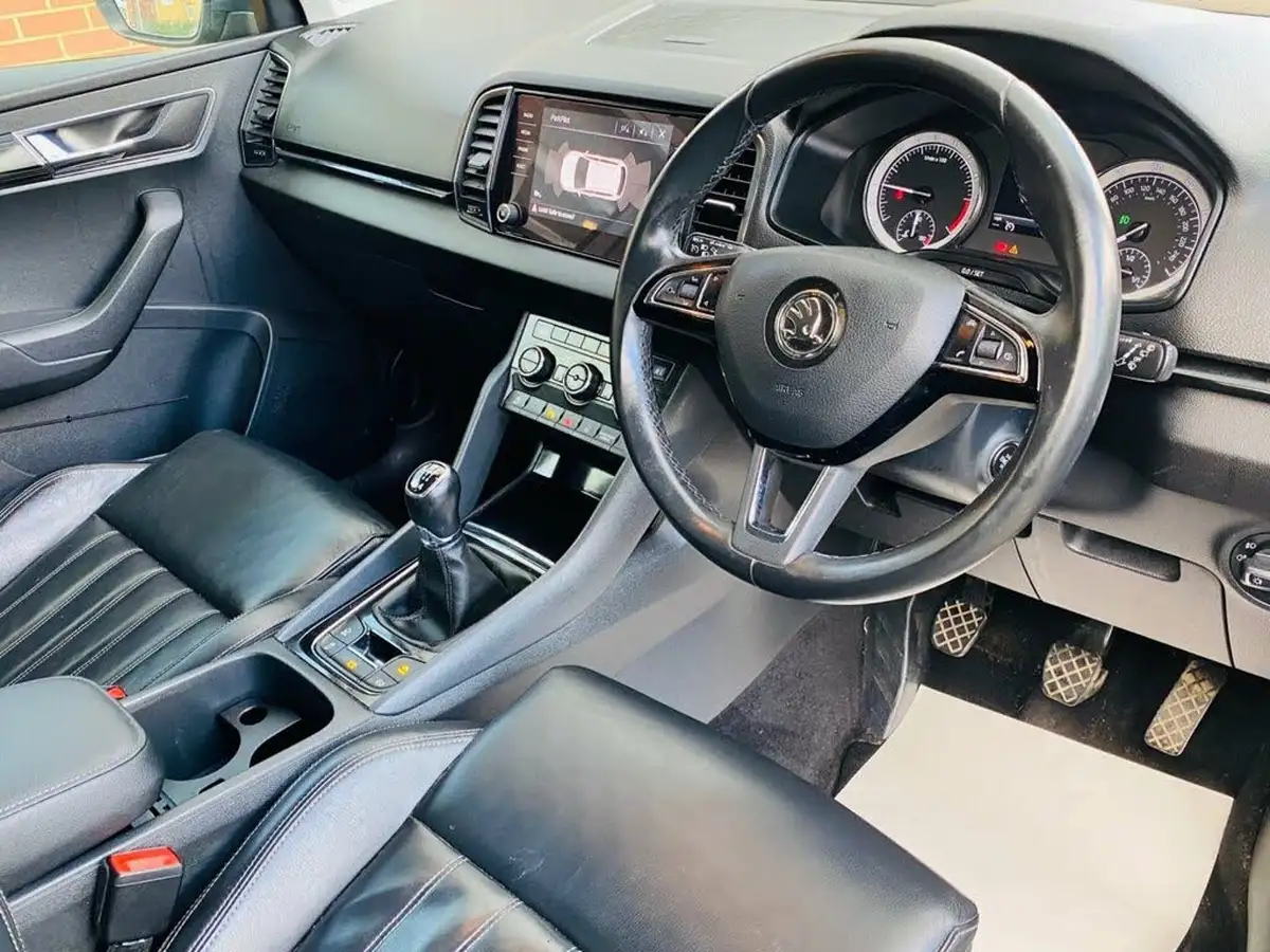 2018-skoda-karoq-20tdi-scr-se-l-big-24
