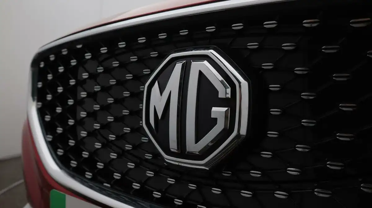 2021-mg-zs-suv-e-exclusive-ev-big-21