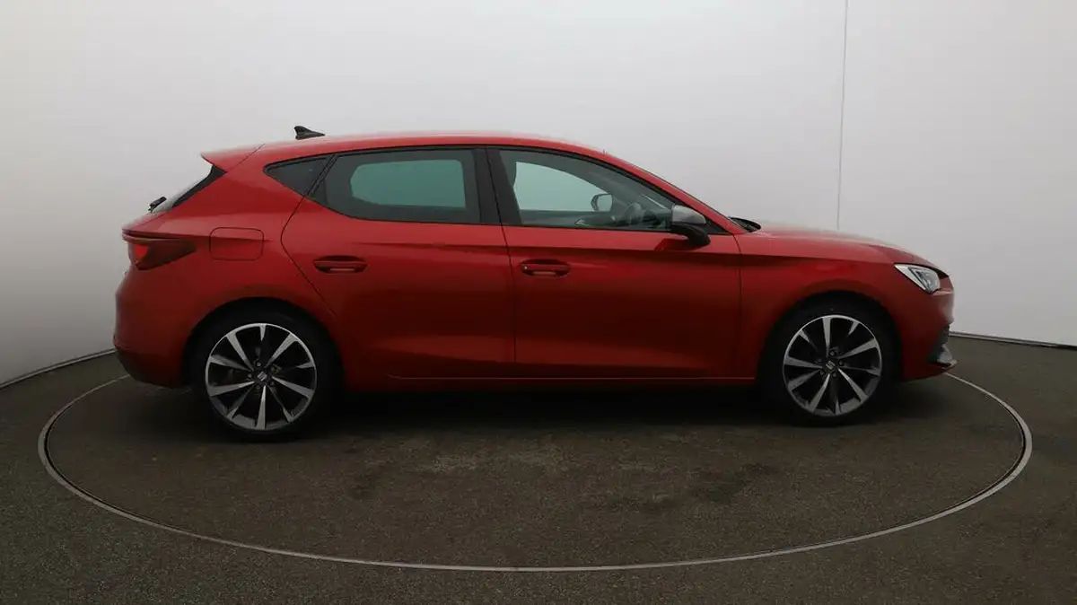 2021-seat-leon-15-tsi-evo-fr-sport-130ps-hatchback-big-8