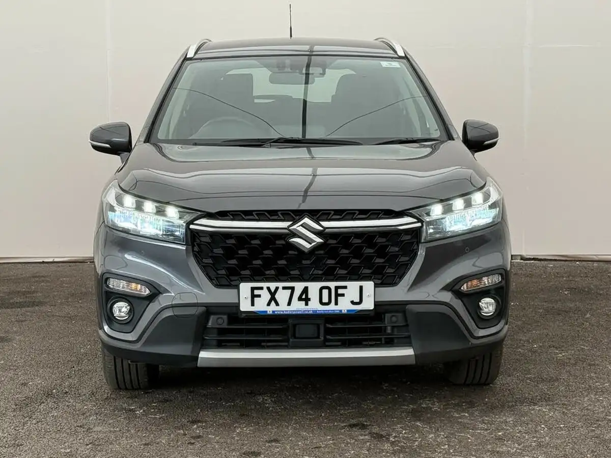 2024-suzuki-s-cross-15-motion-big-4