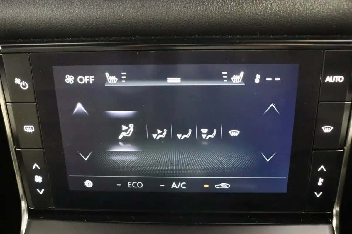 2022-mazda-mx-30-e-first-edition-big-9