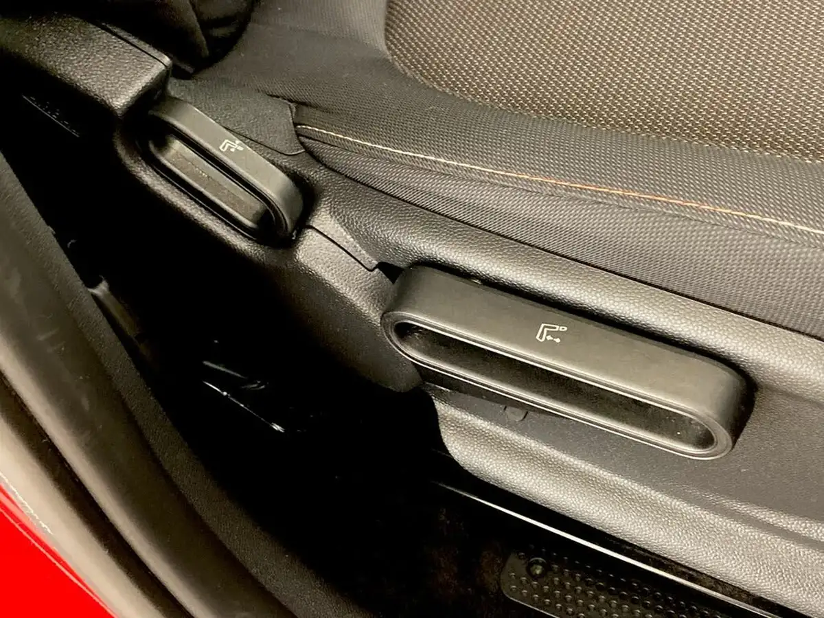 2019-mini-countryman-15-cooper-classic-ss-auto-big-13