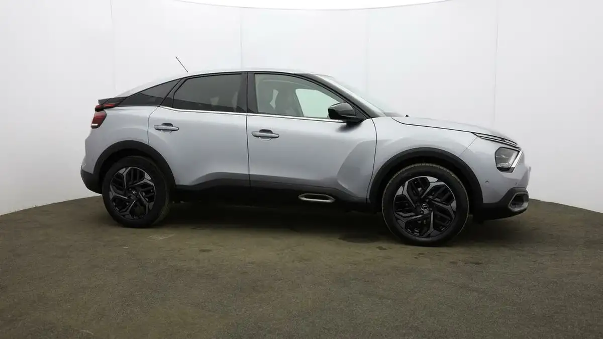 2021-citroen-c4-12-puretech-shine-130ps-eat8-big-51