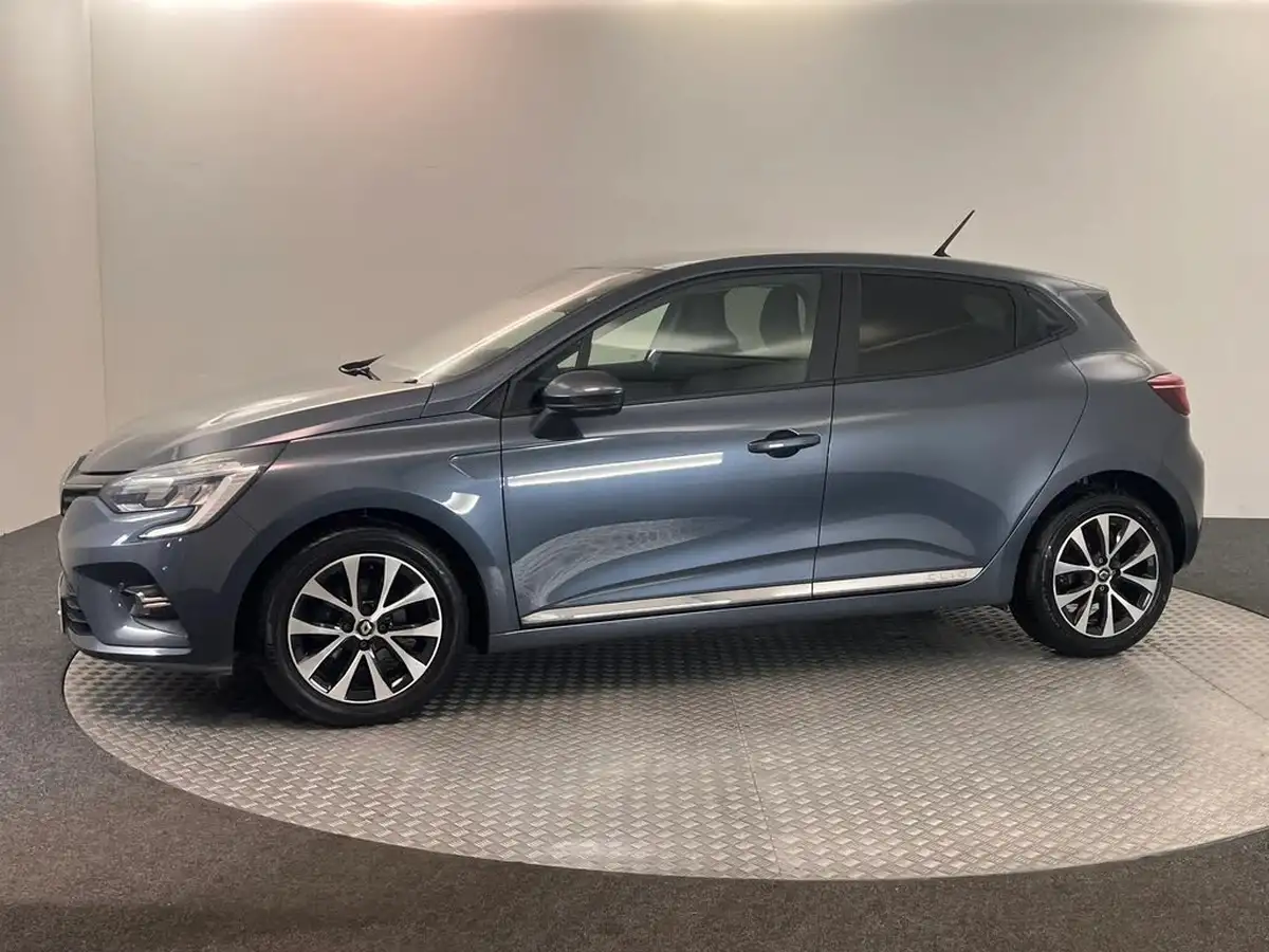2020-renault-clio-10-sce-iconic-75bhp-big-16