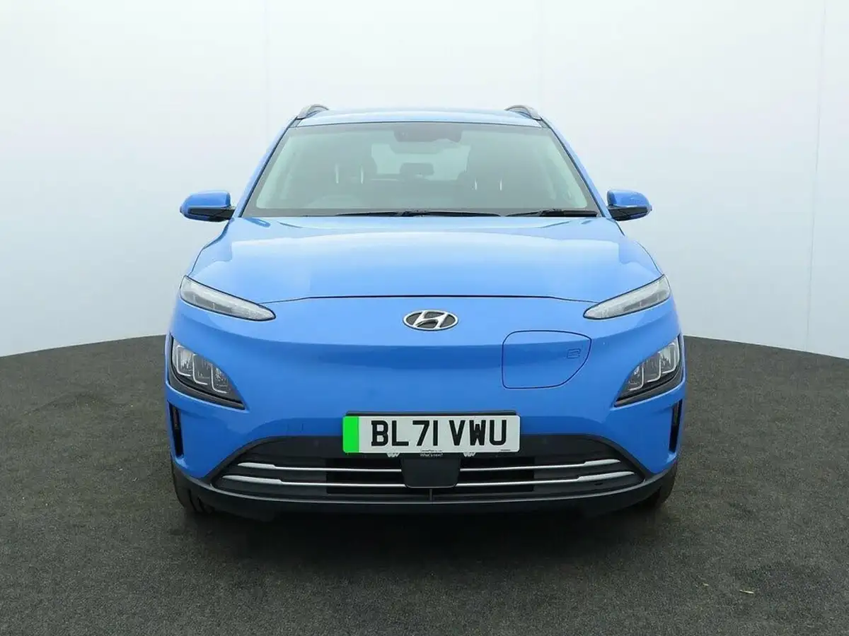 2022-hyundai-kona-e-premium-204ps-64kwh-7kw-obc-big-4