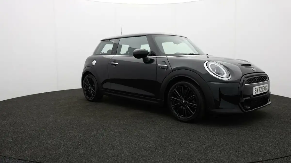 2022-mini-cooper-20-cooper-s-exclusive-premium-hatchback-3d-auto-big-0