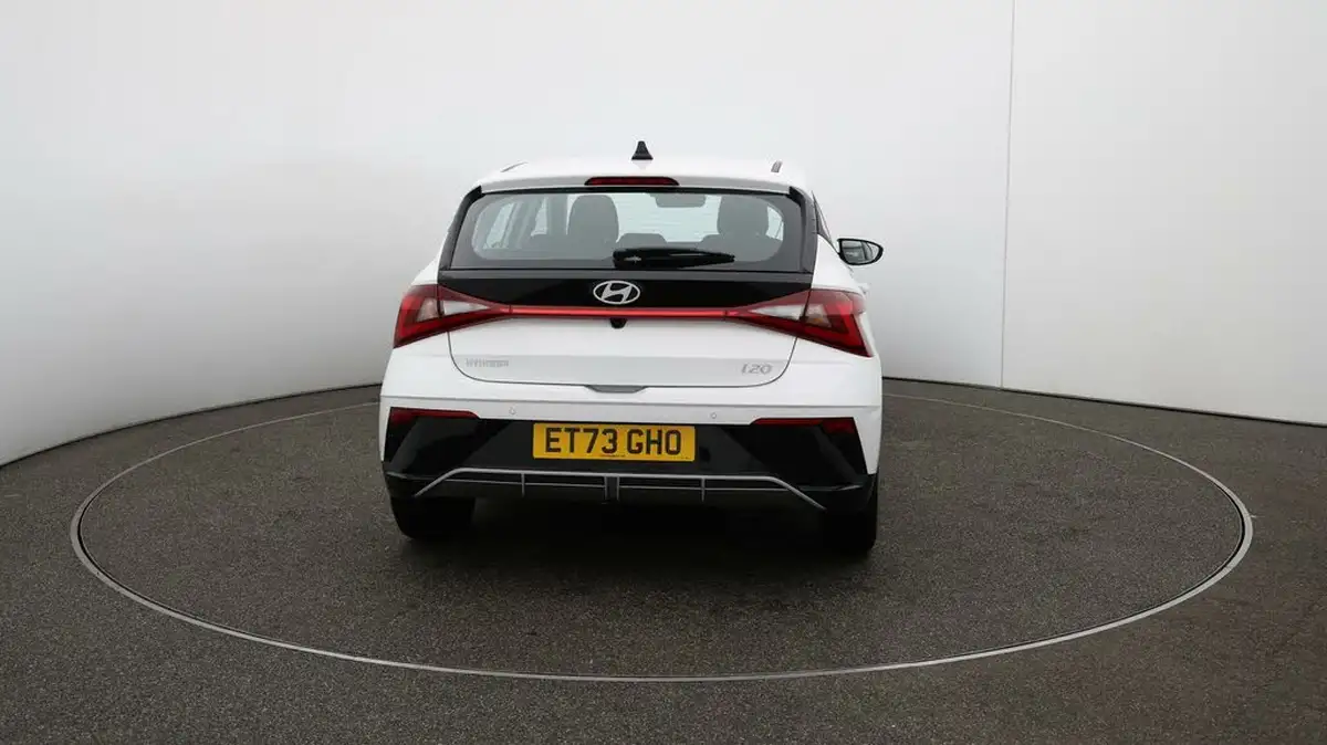 2024-hyundai-i20-10-t-gdi-advance-big-49