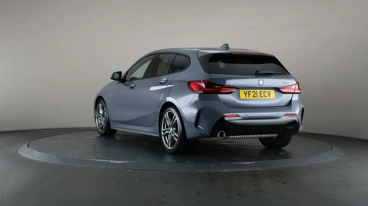 2021-bmw-1-series-15-118i-m-sport-lcp-dct-big-60