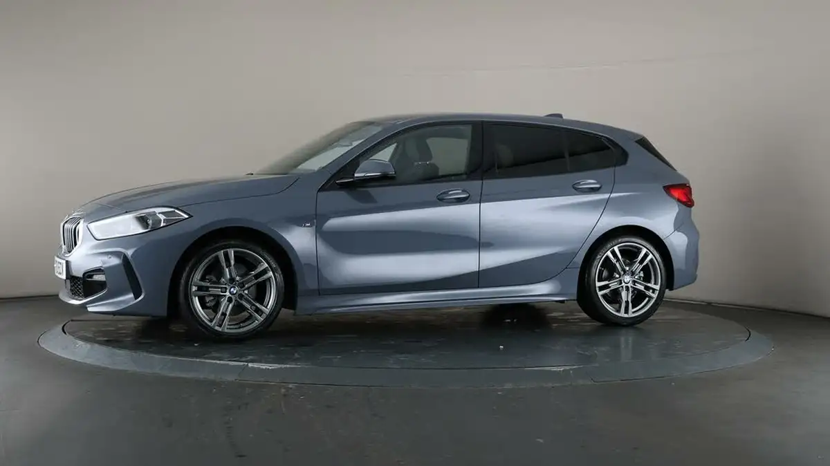 2021-bmw-1-series-15-118i-m-sport-lcp-dct-big-32
