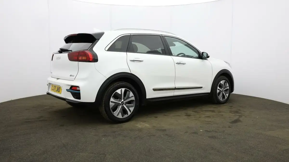 2022-kia-e-niro-ev-4-big-6