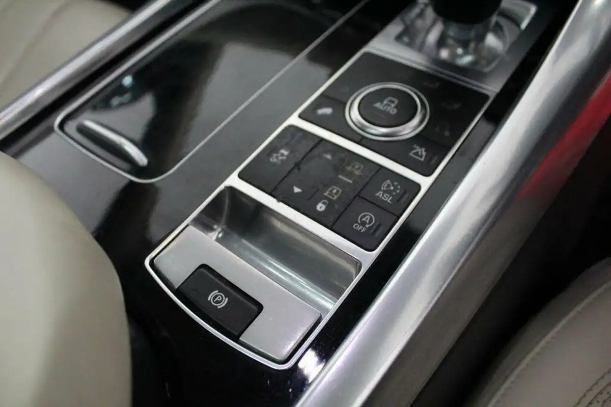 2015-land-rover-range-rover-sport-30-sd-v6-hse-dynamic-292ps-4x4-big-45