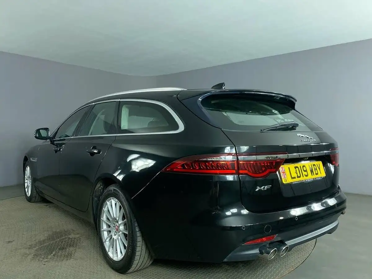 2019-jaguar-xf-20td-portfolio-163ps-ss-sportbrake-5d-big-5