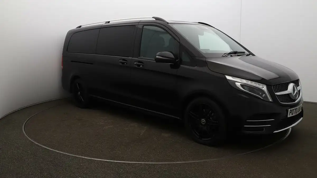 2020-mercedes-benz-v-class-big-36