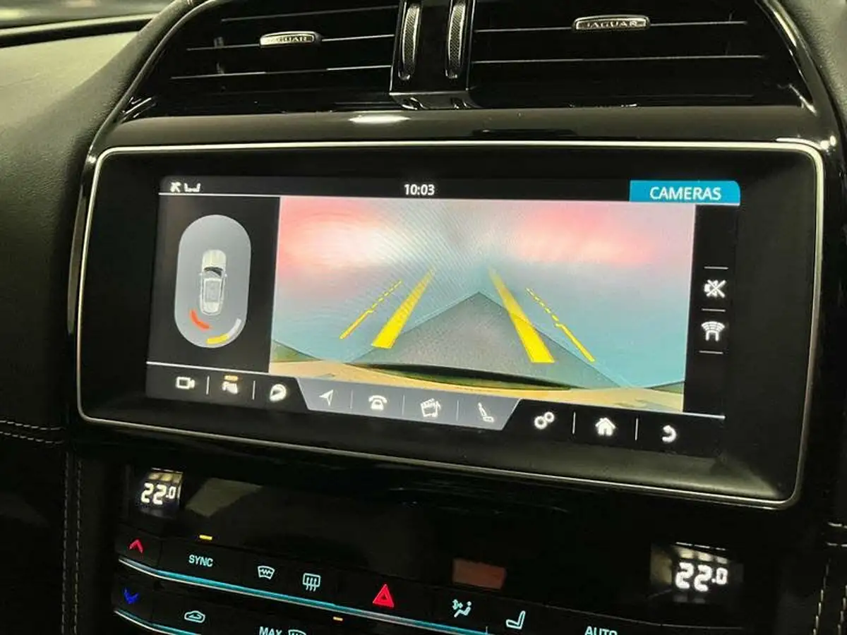 2019-jaguar-f-pace-30td-s-v6-ss-big-29