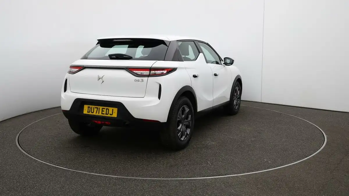 2021-ds-ds-3-crossback-12-puretech-elegance-big-45