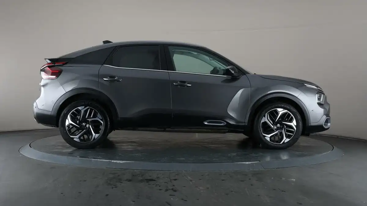 2023-citroen-c4-15bluehdi-shine-plus-big-56