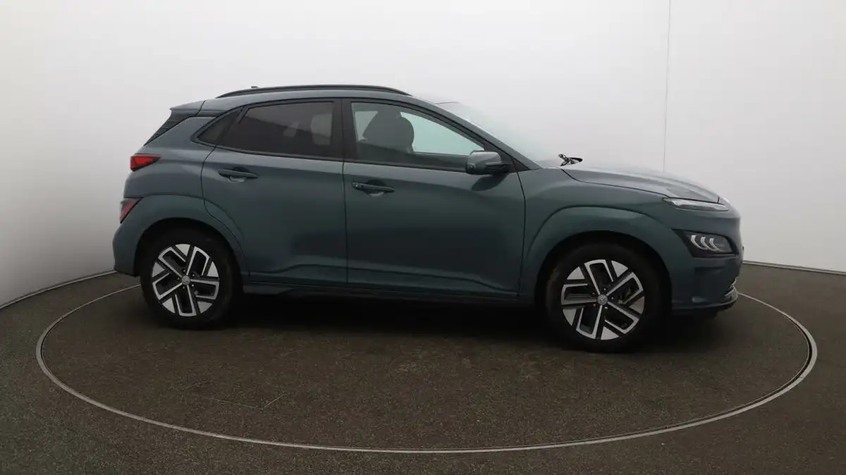 2022-hyundai-kona-e-premium-204ps-64kwh-7kw-obc-big-40