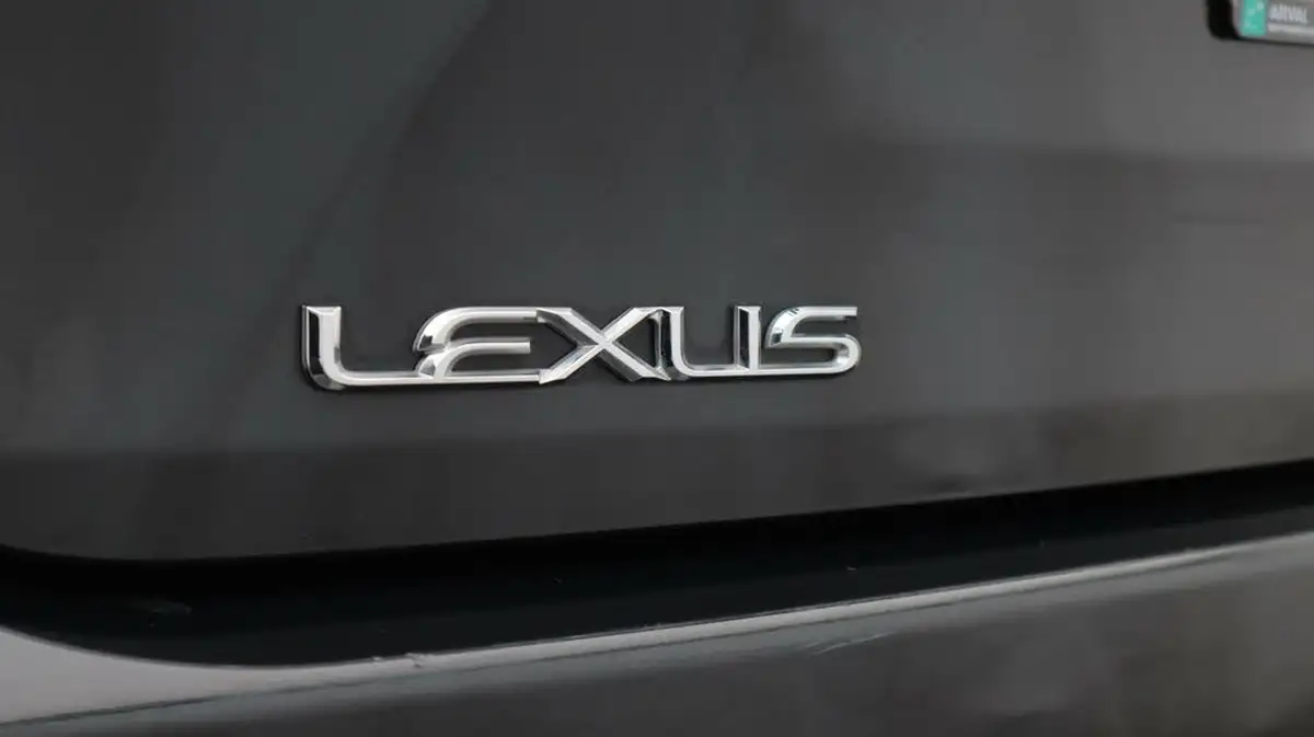 2022-lexus-rx-450h-35-f-sport-big-21