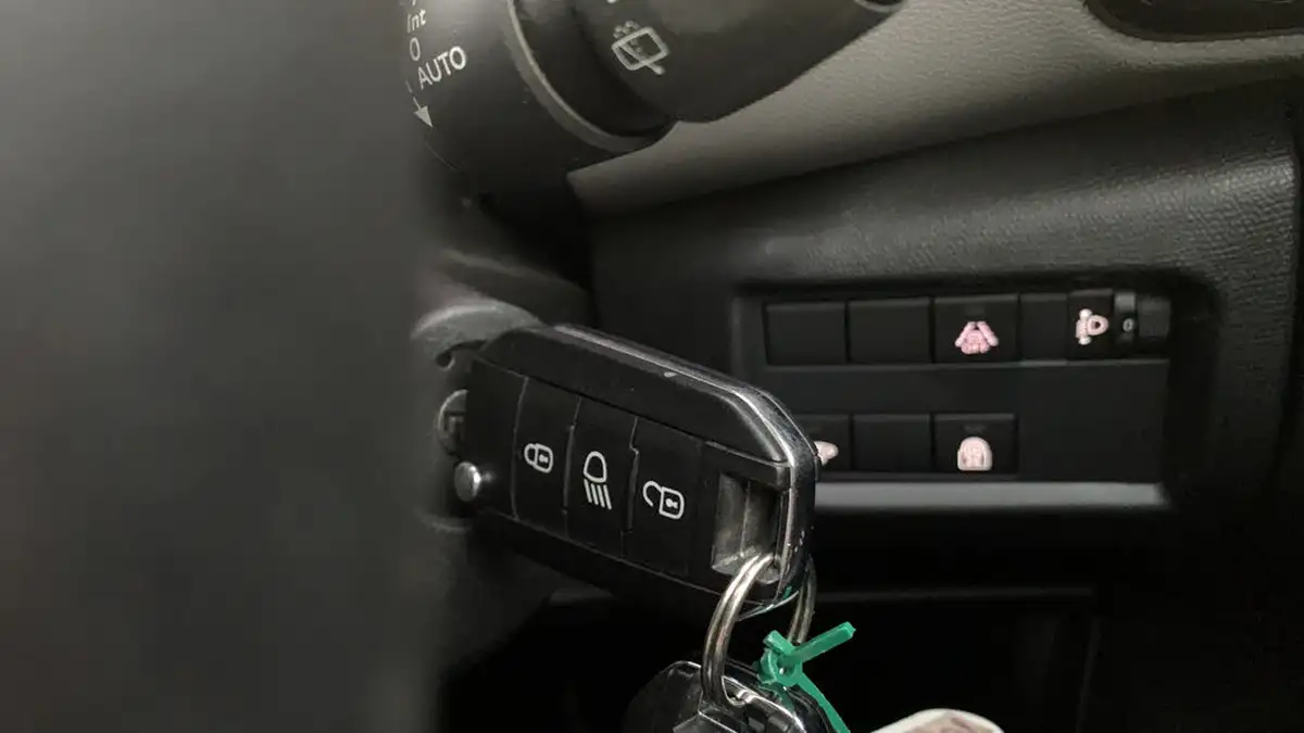 2019-citroen-c5-aircross-16-puretech-flair-big-39