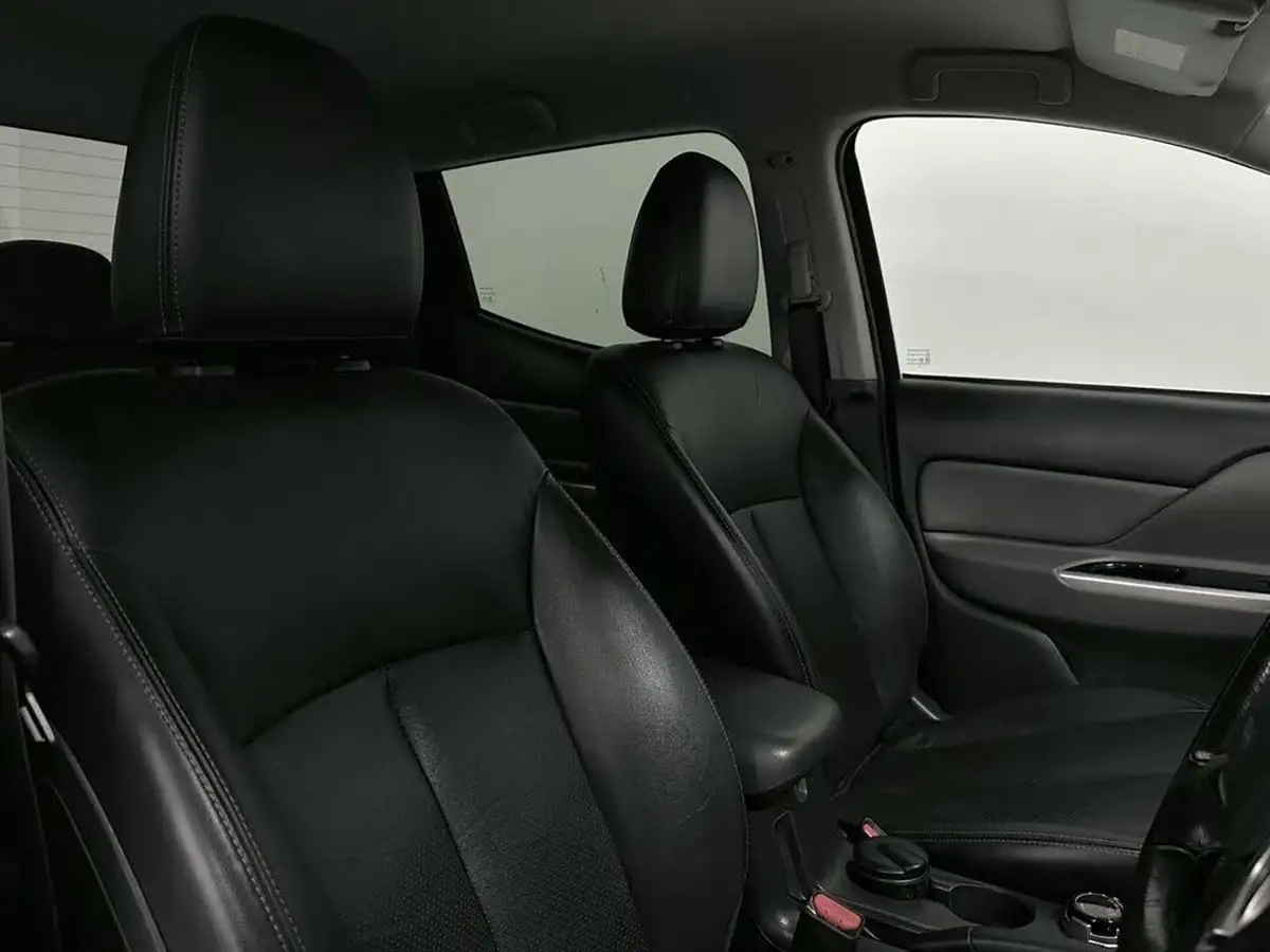 2019-mitsubishi-l200-24di-d-challenger-auto-big-21