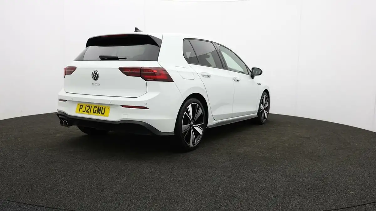 2021-volkswagen-golf-20tdi-gtd-big-31
