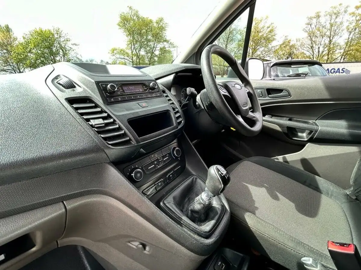 2019-ford-transit-connect-10-ecoboost-l1-200-base-big-19