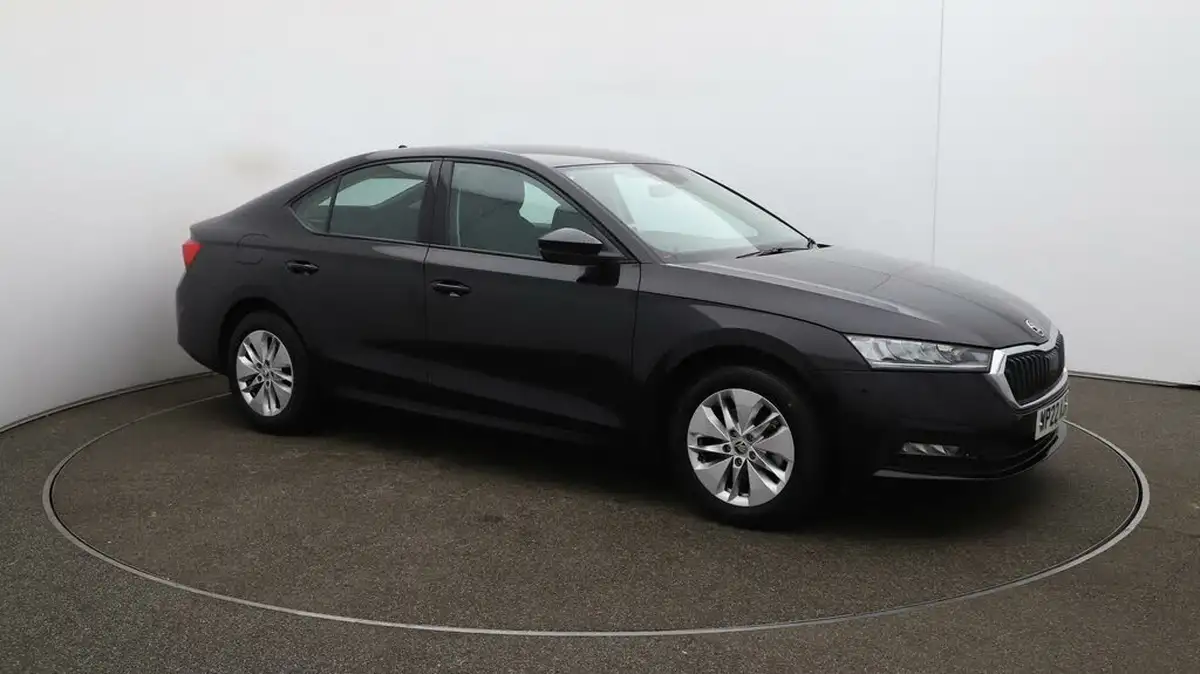 2022-skoda-octavia-10-tsi-se-technology-110ps-hatchback-big-42